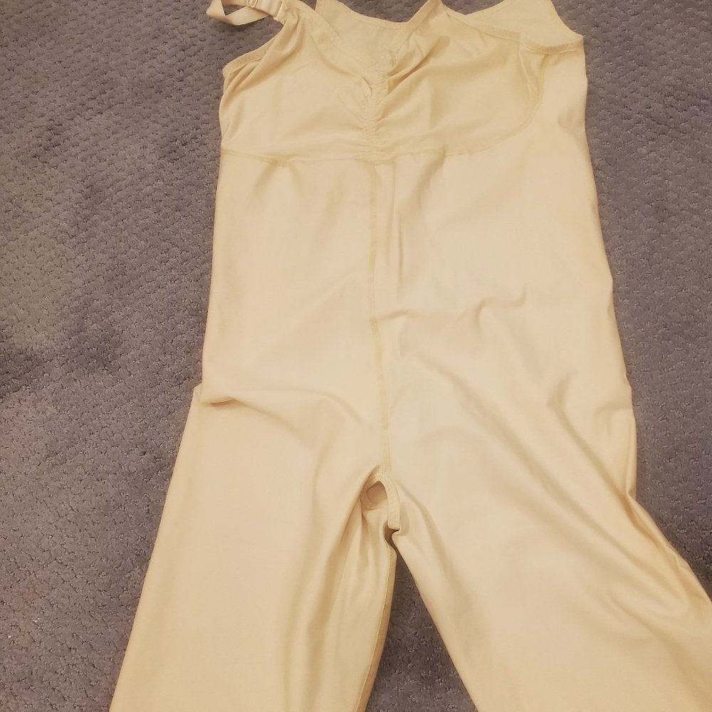 Isavela compression garment / faja (SBBB04) - Beige - XL